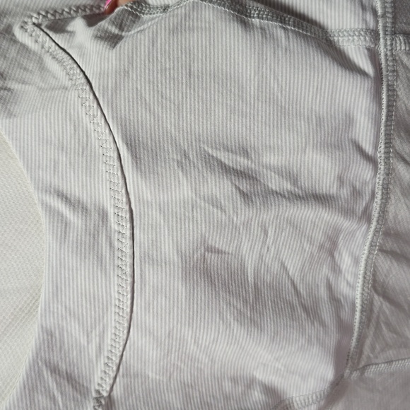 Lululemon Run: Chase Me Tank Grey Size 4 - Picture 5 of 6